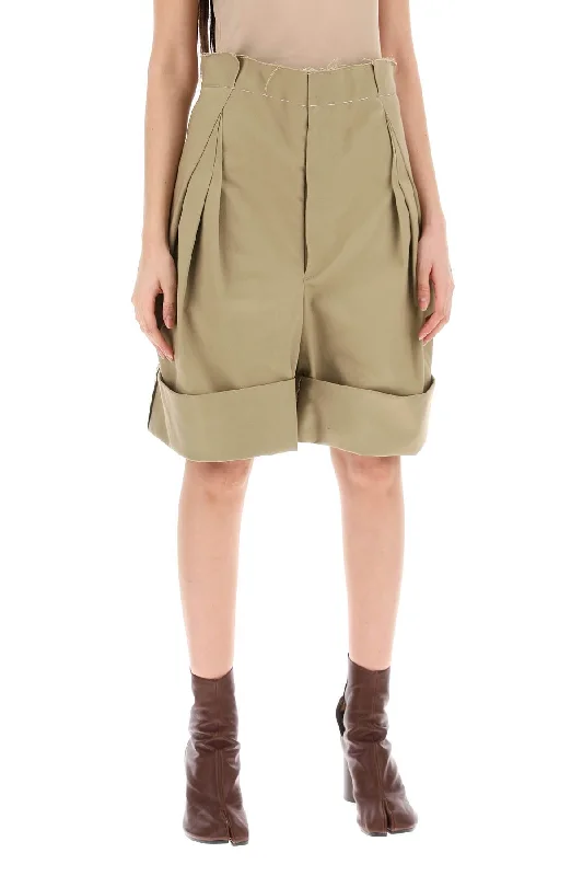 Cargo shorts with a comfortable fit for outdoor adventures and daily wear-wide-legged chino bermuda shorts with