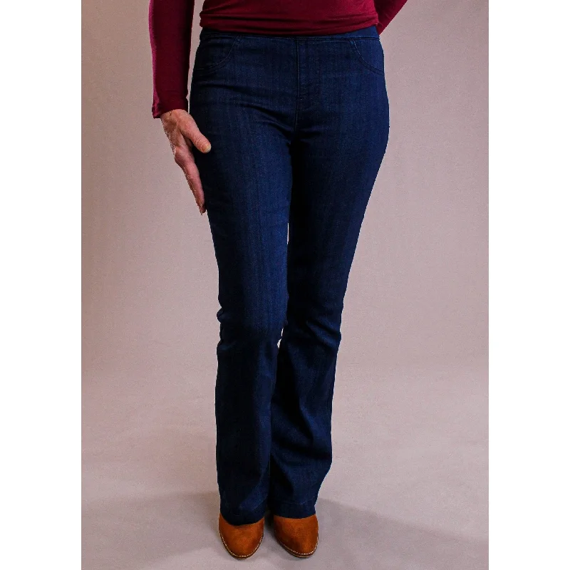 Designer straight jeans for upscale denim lovers -Cello Petite Mid Rise Flare Jegging in Dark Denim