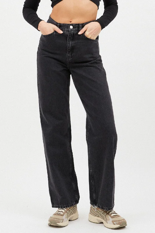 Reinforced knee pants for tough outdoor tasks -DR DENIM Echo Jeans Black