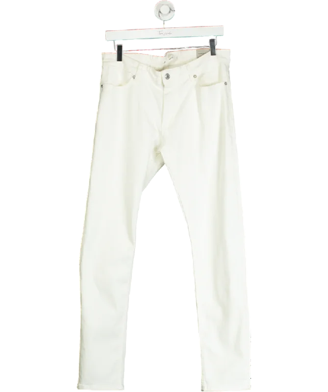 Ripped straight jeans for grunge fashion fans -MANGO White Slim Fit Ultra Soft Touch Patrick Jeans W32