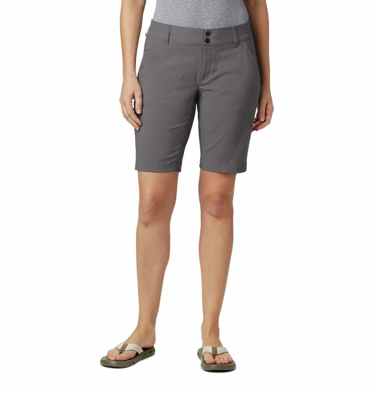 Best active shorts for men with an elastic waistband and flexibility for workouts-Women's Saturday Trail™ Long Shorts