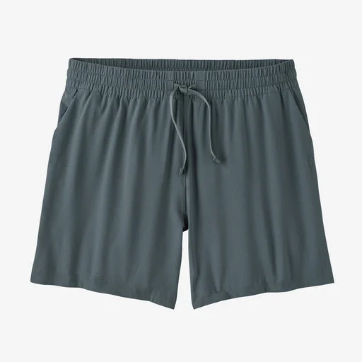 Best golf shorts for men with a modern fit and performance-enhancing fabrics-Womwn's Fleetwith Shorts - 5"